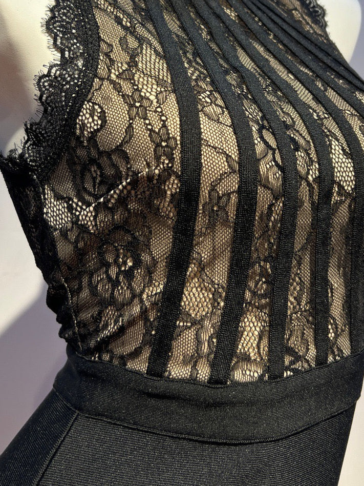 Veloura Lace Midi Dress